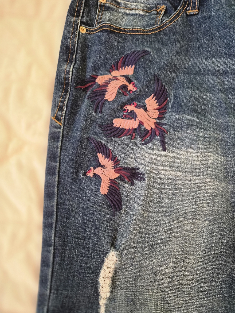 Kensie Japanese Phoenix Embroidered Ankle Skinny Jeans- Size 12/31 - Picture 7 of 10